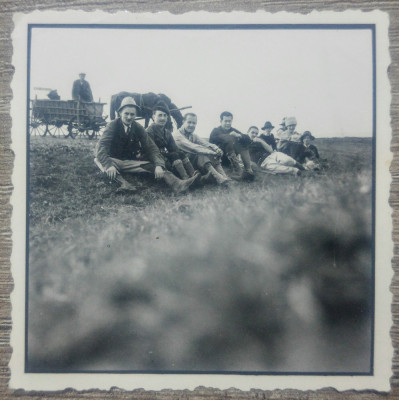 Vanatori romani cu caruta// fotografie foto