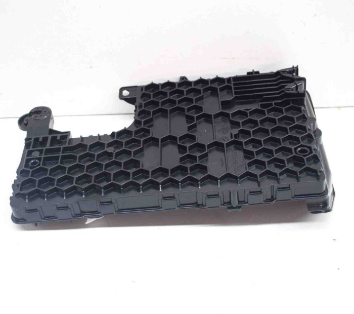 Modul de confort TESLA MODEL 3 2021 OEM: 1567454-00-B 17163386