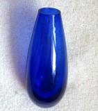 Cumpara ieftin Sticla-vaza Whitefriars cobalt blue.Vintage