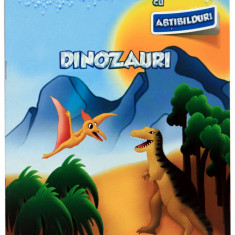 Carte de colorat cu abtibilduri - Dinozauri |