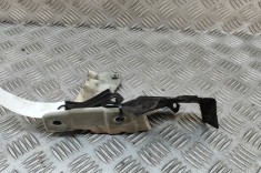 Suport aripa dreapta față VW BEETLE Cabrio 1Y7 2004 OEM: 1J0199588C 28956162