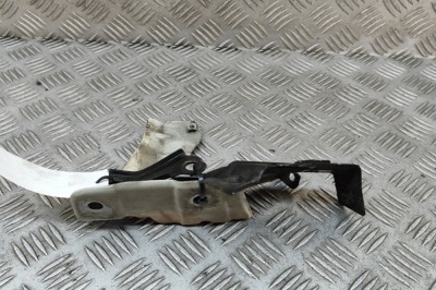 Suport aripa dreapta față VW BEETLE Cabrio 1Y7 2004 OEM: 1J0199588C 28956162 foto