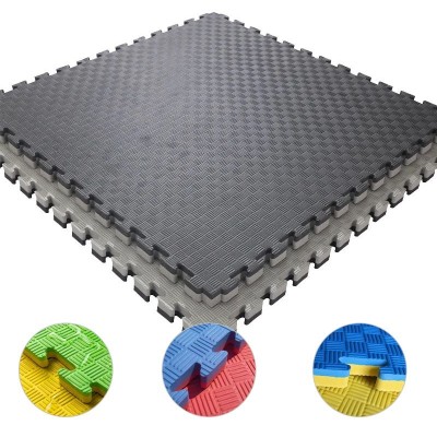 Covoras tip puzzle XXL, spuma EVA, 100x100 cm, grosime 2 cm, antiderapant, bicolor - Rosu/albastru foto