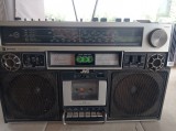 Radiocasetofon JVC model RC-838L, Stereo