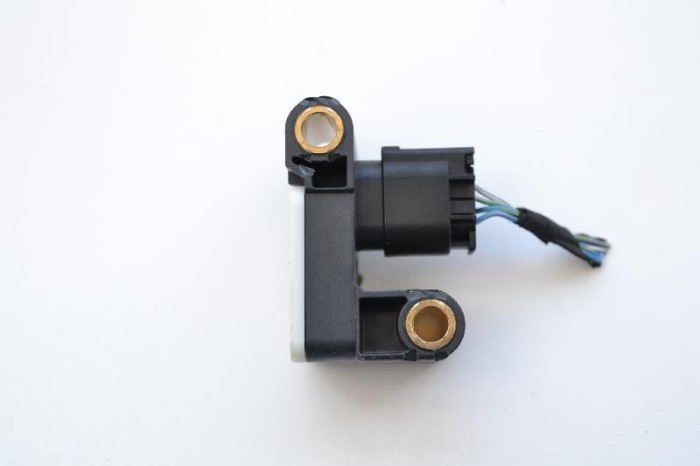 Senzor de impact dreapta spate BMW 3 Coupe E92 2012 OEM: 6956485 2327164