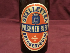 Vintage / Design - Sticla veche de bere cu eticheta si dop / Pilsener Bier ! foto