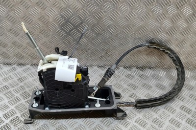 Timonerie cutie de viteze VW TOURAN 5T1 2019 OEM: MPV | 25095101 foto