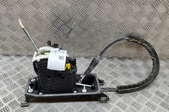 Timonerie cutie de viteze VW TOURAN 5T1 2019 OEM: MPV | 25095101