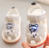 Sandalute gri cu piuitoare - Ursulet cu led (Marime Disponibila: Marimea 20)