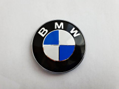 Embleme capota BMW E46 E39 E60 E90 + alte modele 82 mm clasice foto