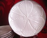 SET FARFURII PORTELAN ITALIA CU DECOR FLORAL IN RELIEF FARFURII TORT DESERT 14.5 CM