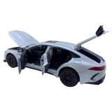 Macheta metal Mercedes Benz CLS AMG alb replica 1:24