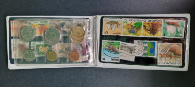 Set numismatic si filatelic, Malaezia - Singapore - A 2615 foto