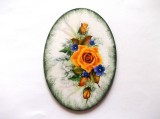 Magnet frigider cu trandafiri galbeni si flori albastre 41682