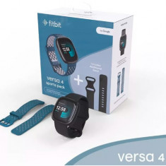 Ceas activity tracker Fitbit Versa 4, GPS, NFC, Bluetooth, Waterproof, 2 curele incluse (Negru)