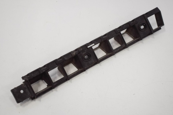 Suport bara de protecție st&acirc;nga spate SKODA SUPERB II 3T4 2009 OEM: 3T5807863BA 11162551