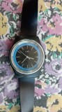 CEAS LUCH MECANIC ,MODEL DIN PLASTIC CU MECANISM CAPSULAT, FOARTE RAR ! DEFECT !