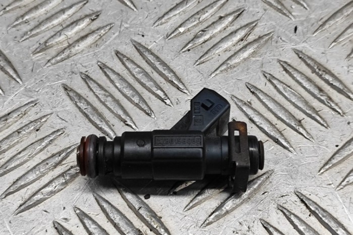 Injector de combustibil AUDI A4 8E2, B6 2003 OEM: 06B133551M,0280156065 29072673