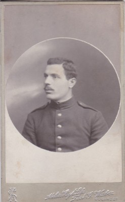 PORTRET DOMN FOTOGRAFIE PE CARTON 10 x 4 CM. CARTON FOST G.WABER BUCURESTI foto