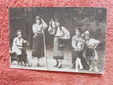 Carte postala, femei in costume populare, perioada interbelica