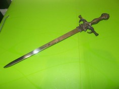 COUPE PAPIER , cutit pentru deschis CORESPONDENTA / scrisori , maner din bronz decorat in relief , 29 cm