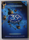 THE 36 CLUES by RICK RIORDAN , THE MAZE OF BONES , BOOKK ONE , 2008