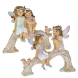Set 2 figurine Fairies on a tree trunck din rasina