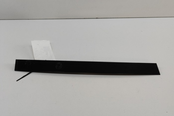 Ornament vertical ușă dreapta spate BMW X3 G01, F97 2019 OEM: 7410050 28653076