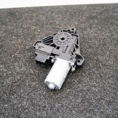 Motor macara geam ușă dreapta spate MERCEDES-BENZ C W205 2016 OEM: A2059060401 2331612 foto