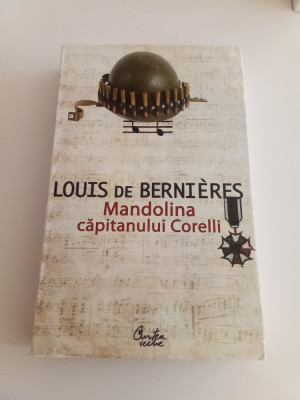 MANDOLINA CAPITANULUI CORELI - LOUIS DE BERNIERES foto