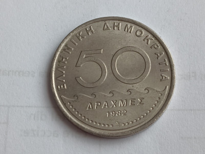 C50 - Moneda foarte veche - Grecia ante euro - 50 drahme - 1982 foto