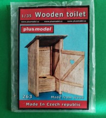 Kit WOODEN TOILET Firma PLUS MODEL Cod 263 Scara 1/35 Număr piese 19 DIORAMA MACHETA ASAMBLARE HOBBY WWII ACCESORII LEMN BALSA WC TOALETA BUDĂ CEHIA
