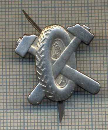 Y 1725 INSIGNA - MILITARA -SEMN DE ARMA - AUTO -PENTRU COLECTIONARI