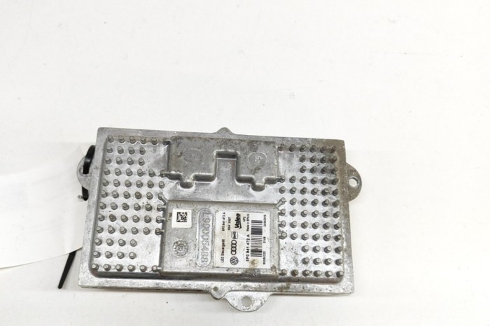 Unitate de control lumini LED VW GOLF VII 5G1, BQ1, BE1, BE2 2016 OEM: 5F0941472A,L90005488 | 25092634