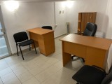 Inchiriez birou mobilat