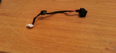 Conector Power DC Laptop Fujitsu Esprimo V6515 foto
