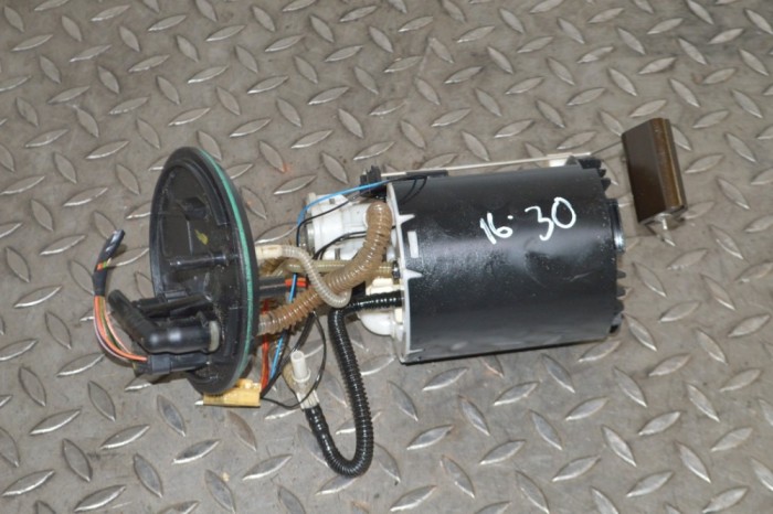 Pompa de combustibil rezervor JAGUAR XJ X350 2005 13303386