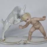 Bibelou vechi, vintage, portelan german WALLENDORF - Baiat cu ied