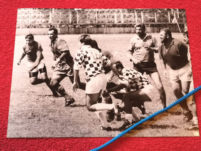 Foto (de presa) rugby - faza din meciul DINAMO Bucuresti-FARUL Constanta