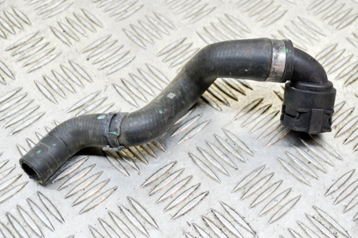 Furtun de lichid de răcire AUDI Q5 FY 2020 OEM: 80A122109AD 12185986