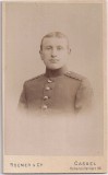 Fotografie tip CDV - perioada interbelica, reprezentand un barbat