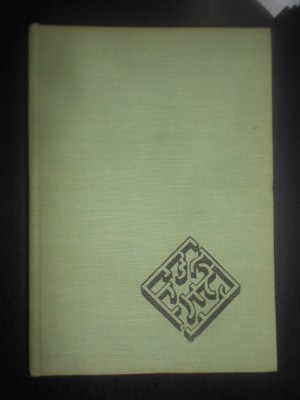 Edith Iarovici - Lexicul de baza al limbii engleze. Dictionar contrastiv foto