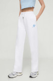 Juicy Couture pantaloni de trening culoarea alb, cu imprimeu