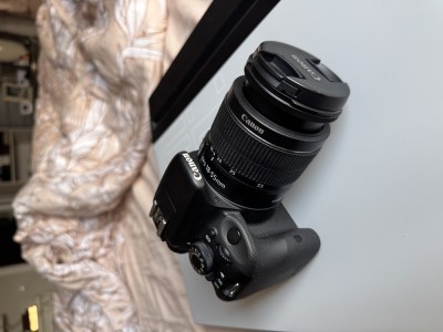 Canon EOS 100D foto