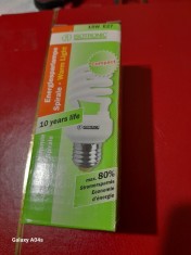 BEC CU CONSUM ENERGETIC REDUS 15W E27 ISOTRONIC DURATA DE VIATA 10 ANI (LA CCA 3H/ZI)