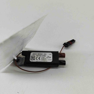 Amplificator de antena JAGUAR I-PACE X590 2019 OEM: J9D3-18C901-EA foto