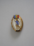 QW9 N5 16 - insigna - tematica sport Concursurile sportive ale tineretului 1955, Romania de la 1950