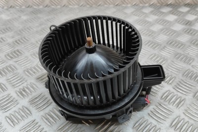 Ventilator aeroterma AUDI Q8 4MN 2021 OEM: 4M1820021C,C24245-109,CZ997010 28798683 foto
