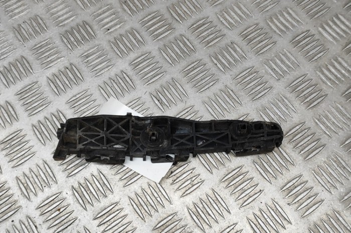 Suport bara de protecție st&acirc;nga spate TOYOTA RAV 4 III _A3_ 2007 OEM: 52156-42031 29482076