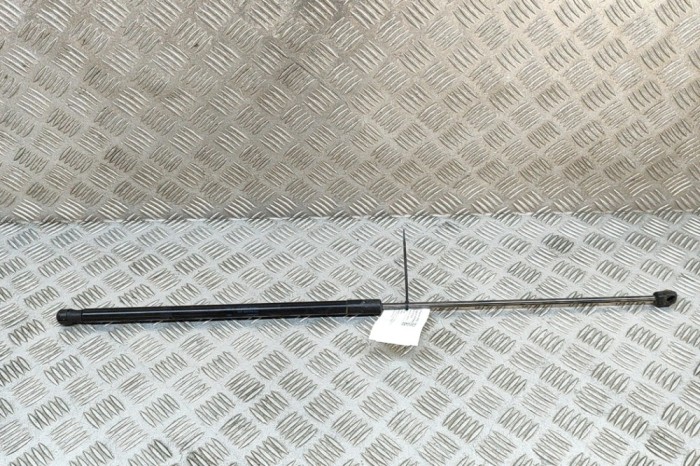 Amortizor capota dreapta față VW GOLF VII 5G1, BQ1, BE1, BE2 2016 OEM: 5G0823359 25709345
